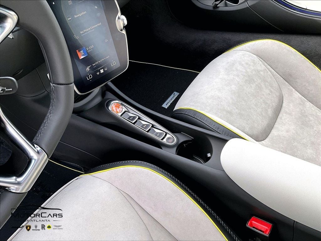 2026 McLaren Artura Base