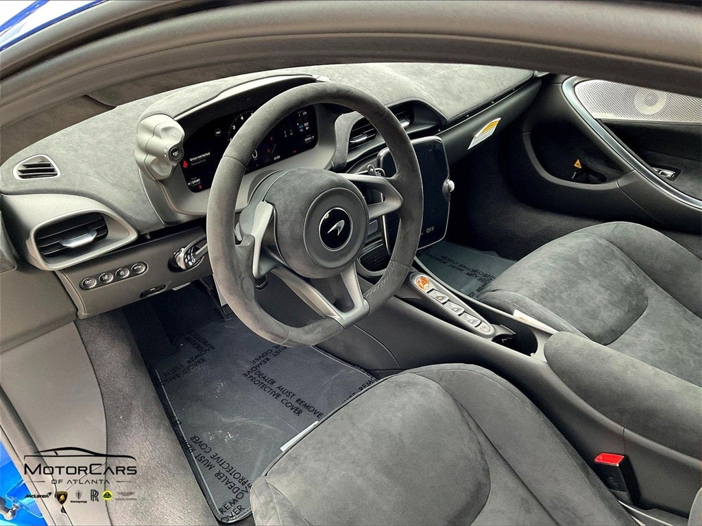 2025 McLaren Artura Base