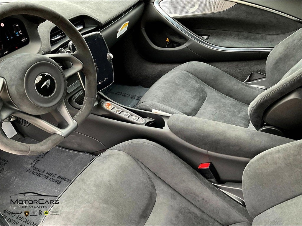 2025 McLaren Artura Base