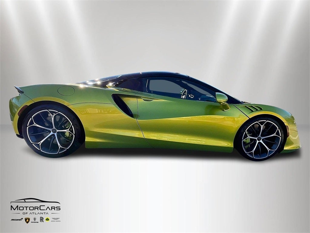 2026 McLaren Artura Spider Base