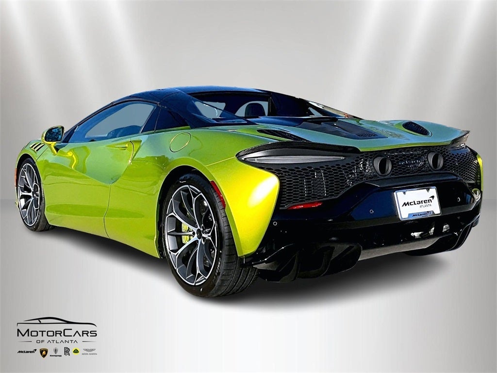 2026 McLaren Artura Spider Base