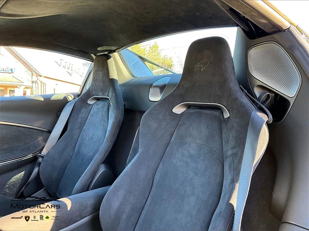 2026 McLaren Artura Spider Base