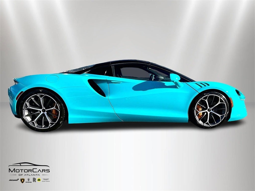 2026 McLaren Artura Spider Base