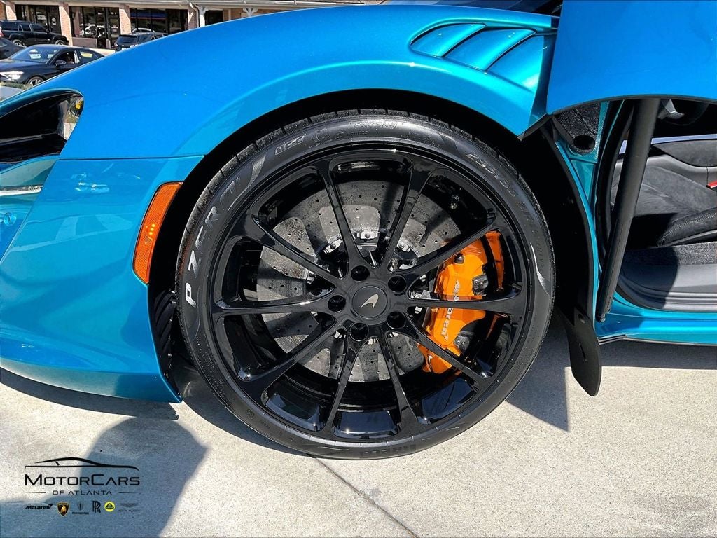 2026 McLaren Artura Spider Base