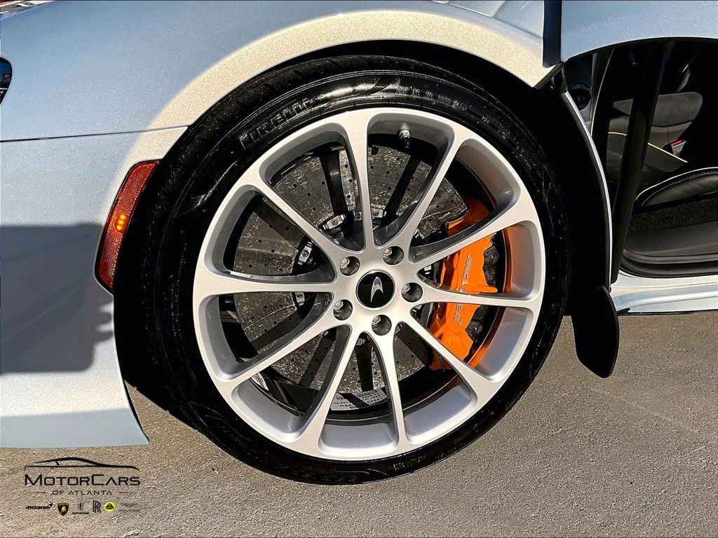 2025 McLaren Artura Spider Base