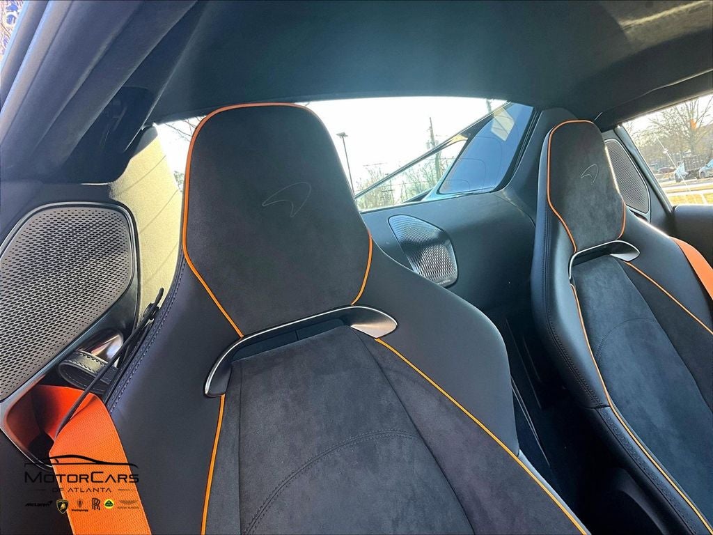 2025 McLaren Artura Spider Base