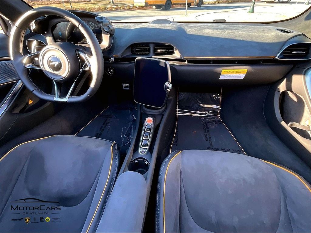 2025 McLaren Artura Spider Base