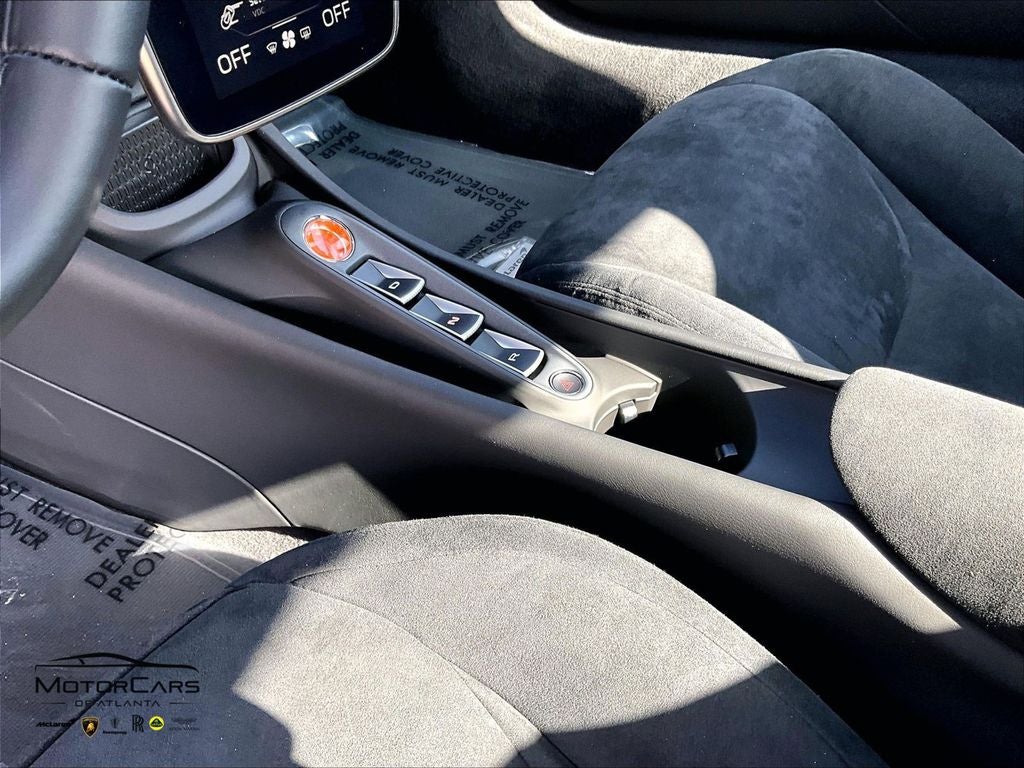 2026 McLaren Artura Spider Base