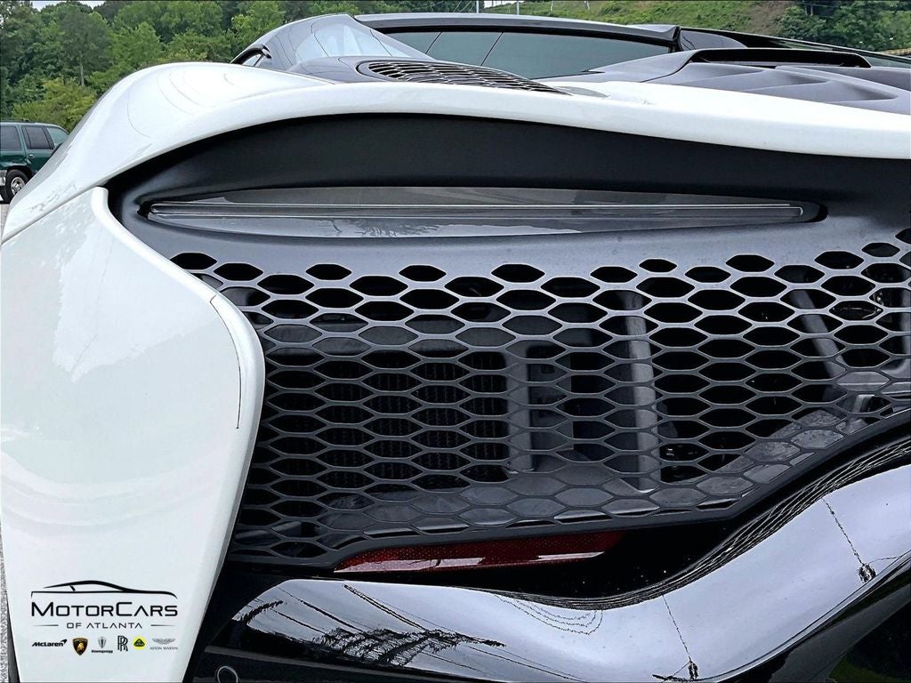 2025 McLaren Artura ...Carbon Fiber Exterior Pack!!