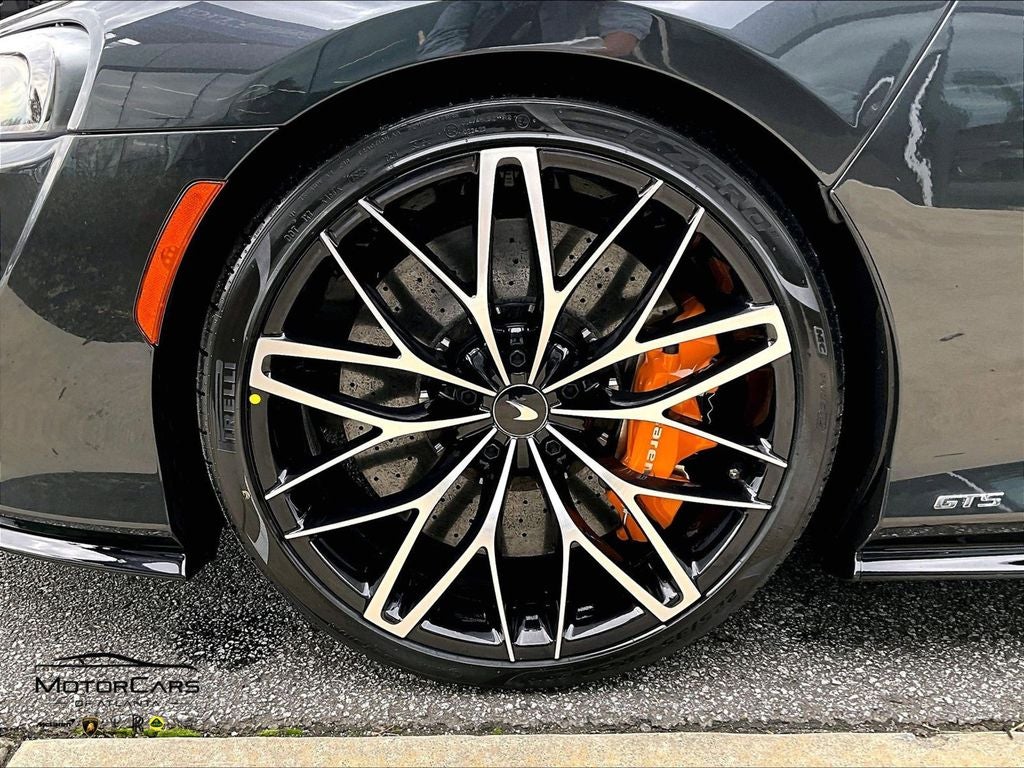 2026 McLaren GTS Base