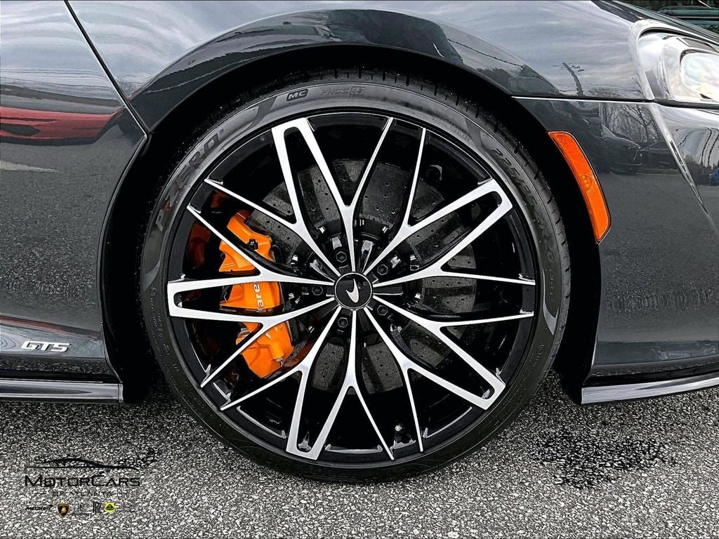 2026 McLaren GTS Base