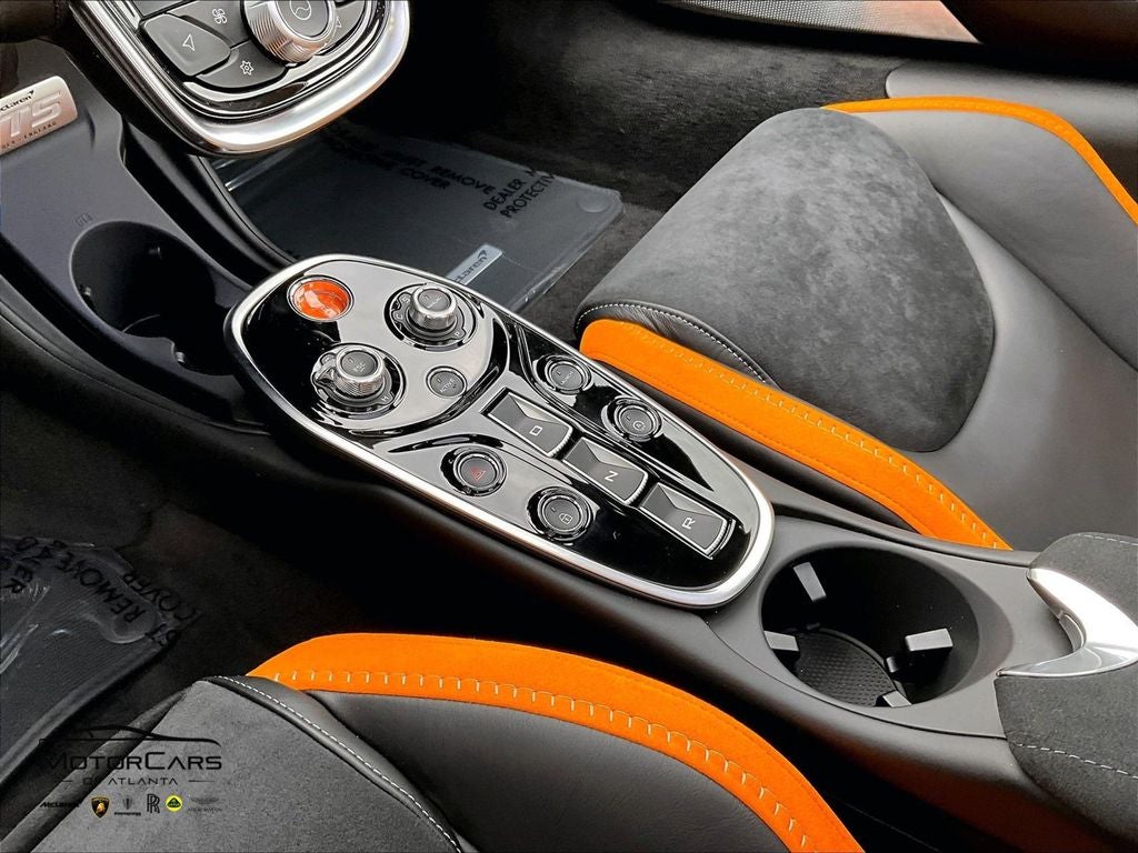 2026 McLaren GTS Base