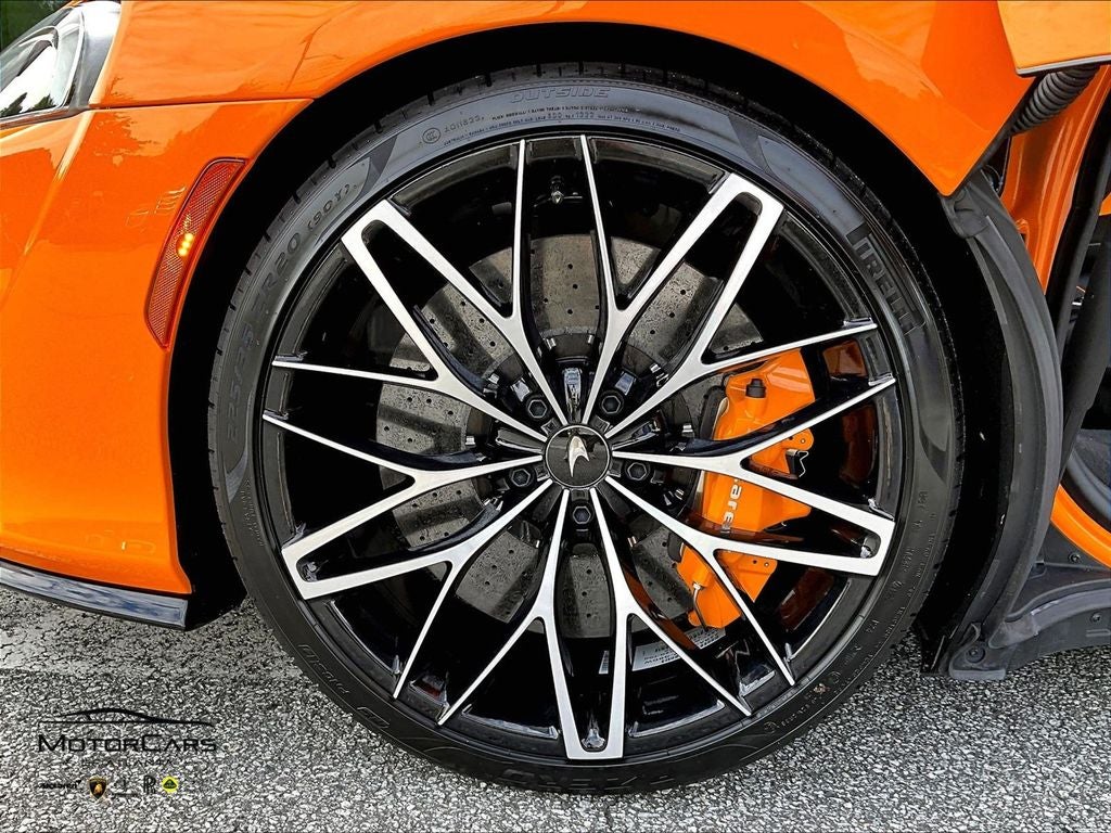 2027 McLaren GTS Base