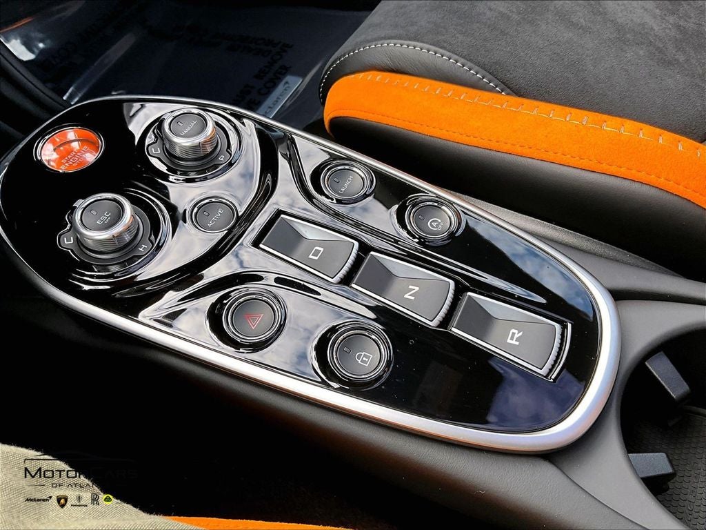 2027 McLaren GTS Base