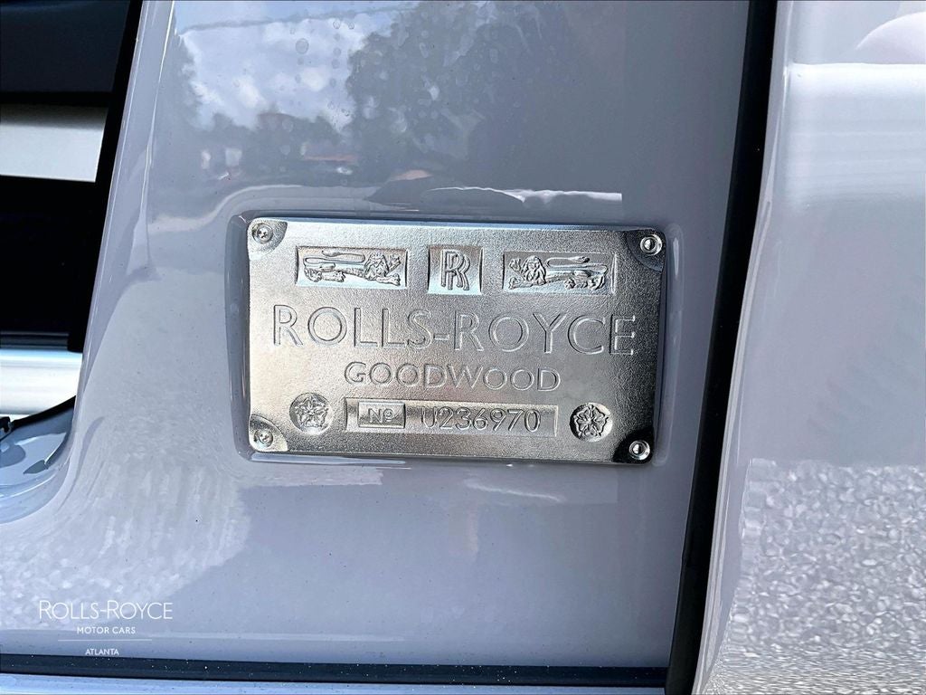 2027 Rolls-Royce Phantom EWB
