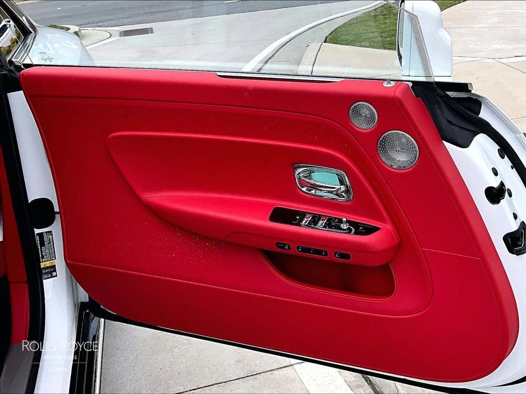 2024 Rolls-Royce Spectre 