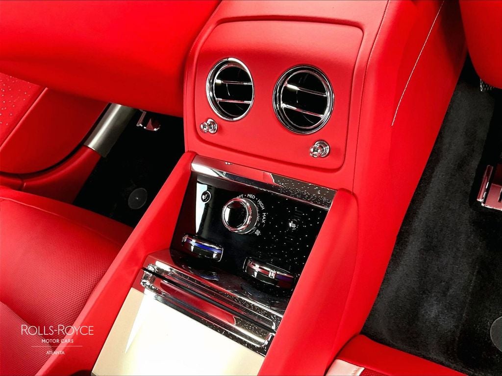 2024 Rolls-Royce Spectre 