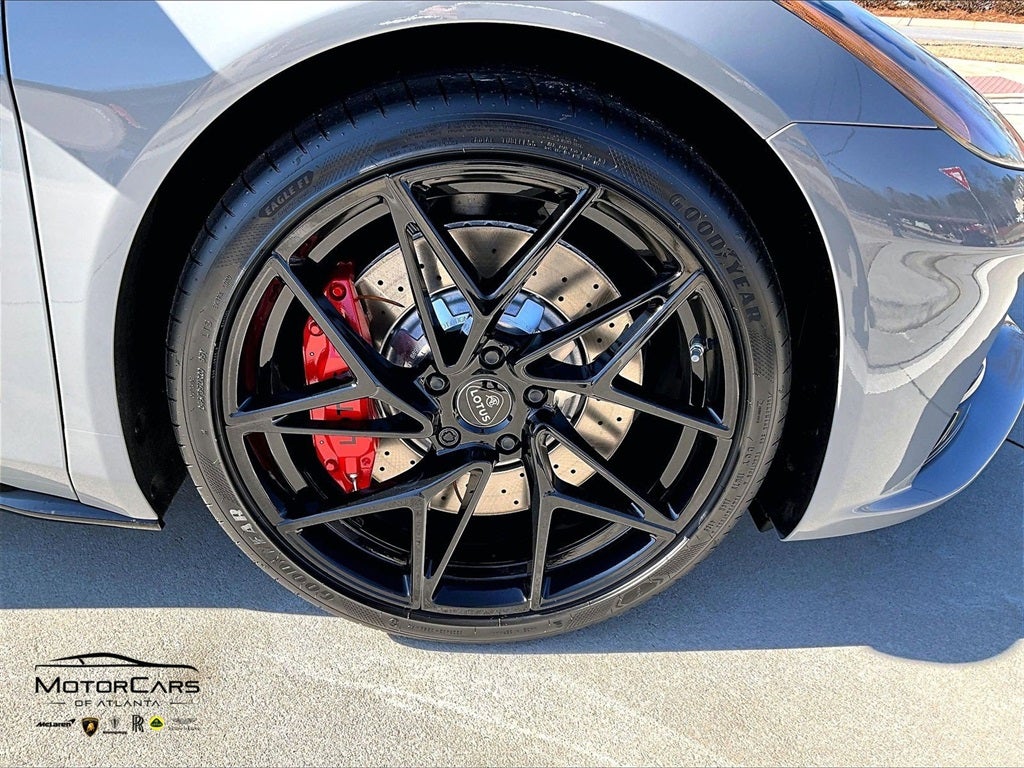 2026 Lotus Emira V6 SE Racing Line