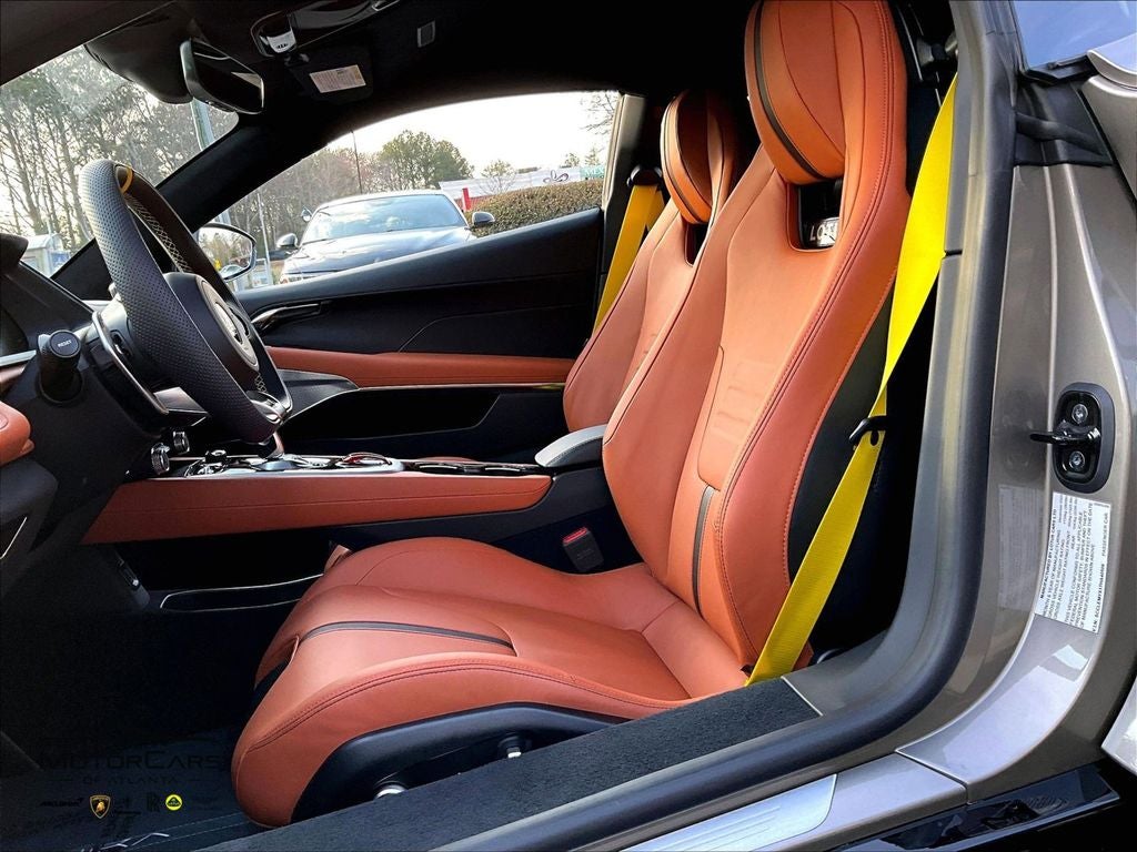 2026 Lotus Emira Turbo SE