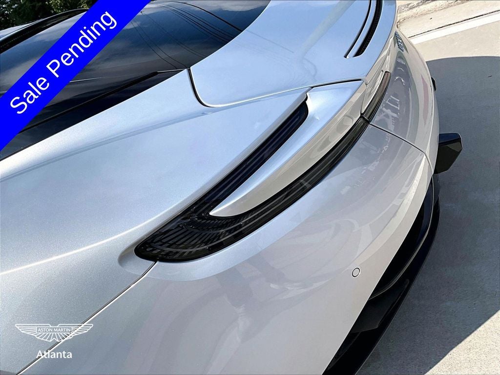 2018 Aston Martin DB11 ...V12!!