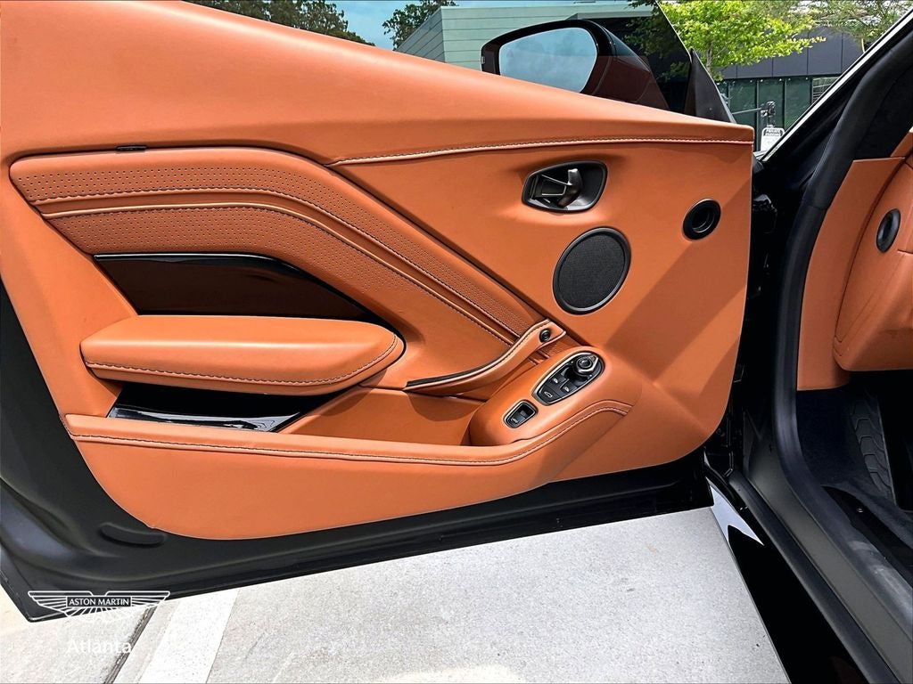 2023 Aston Martin Vantage Base