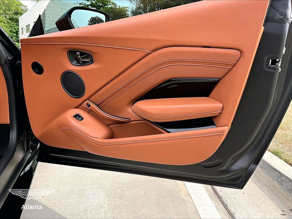 2023 Aston Martin Vantage Base