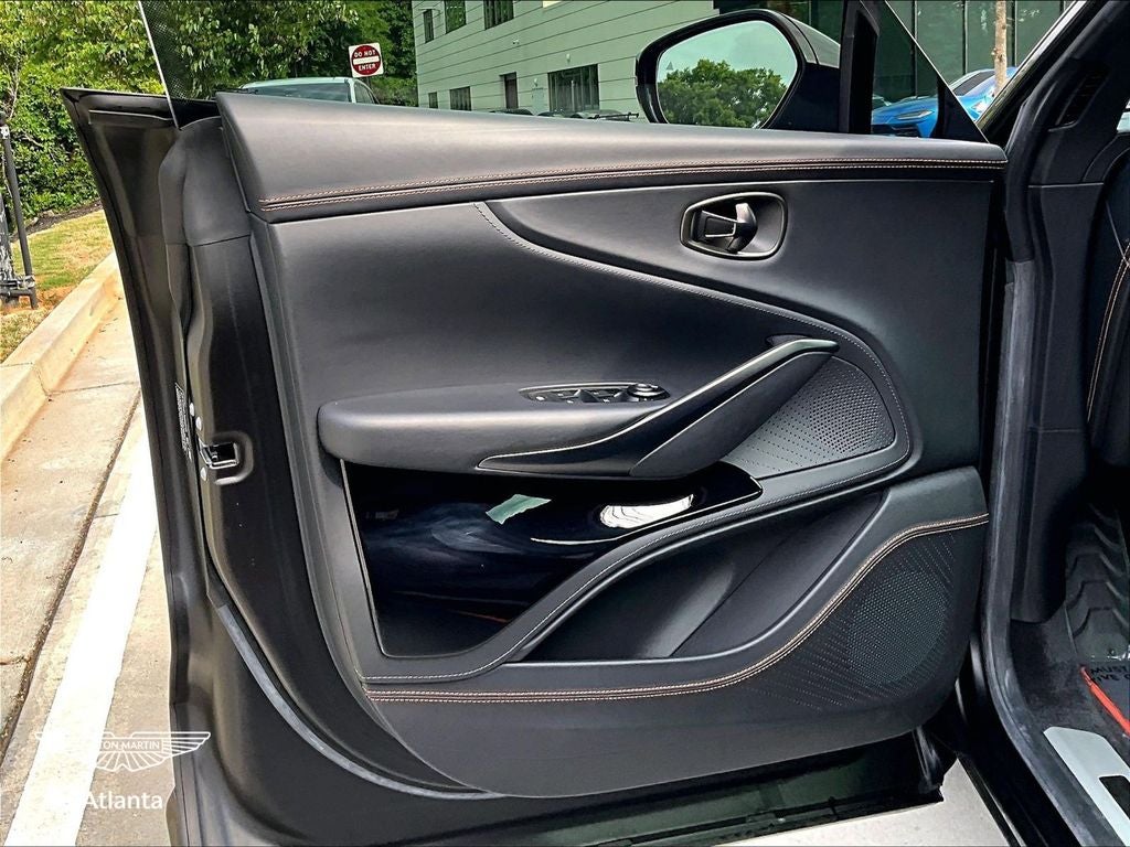 2024 Aston Martin DBX 707