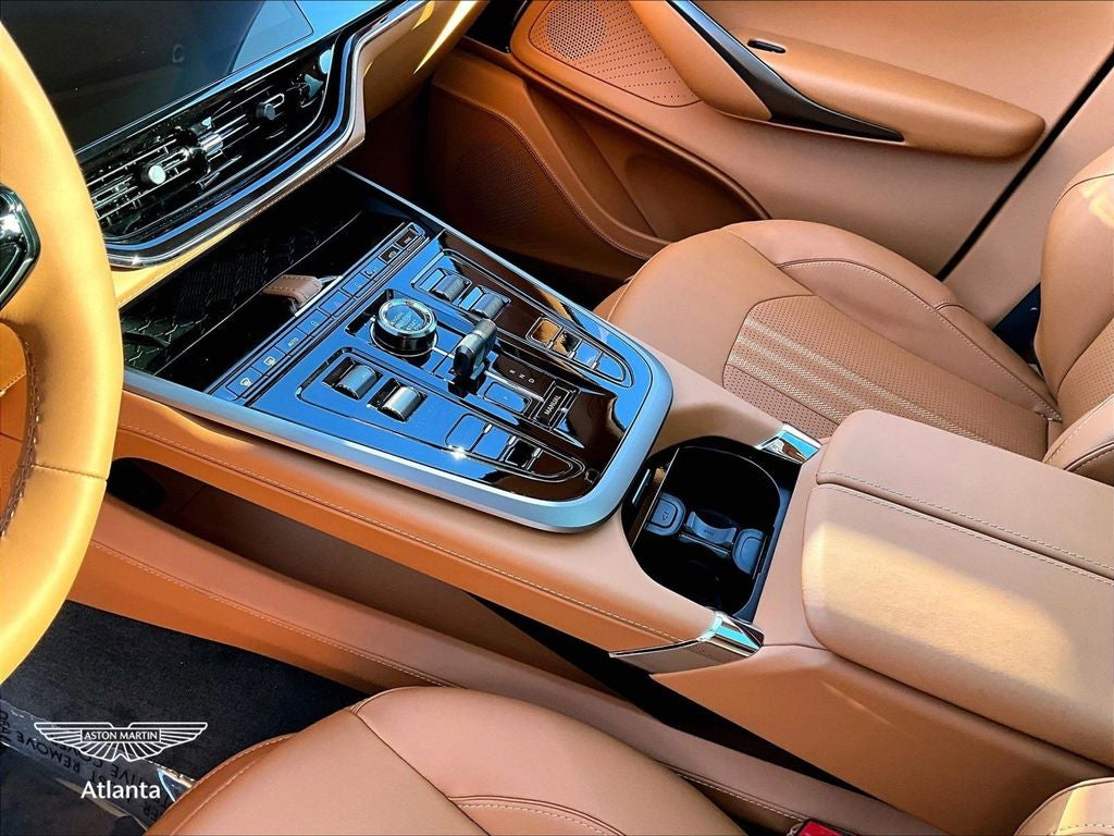 2026 Aston Martin DBX 707