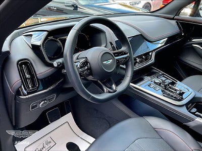2025 Aston Martin DBX 707