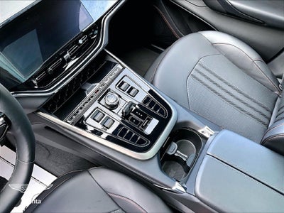 2025 Aston Martin DBX 707