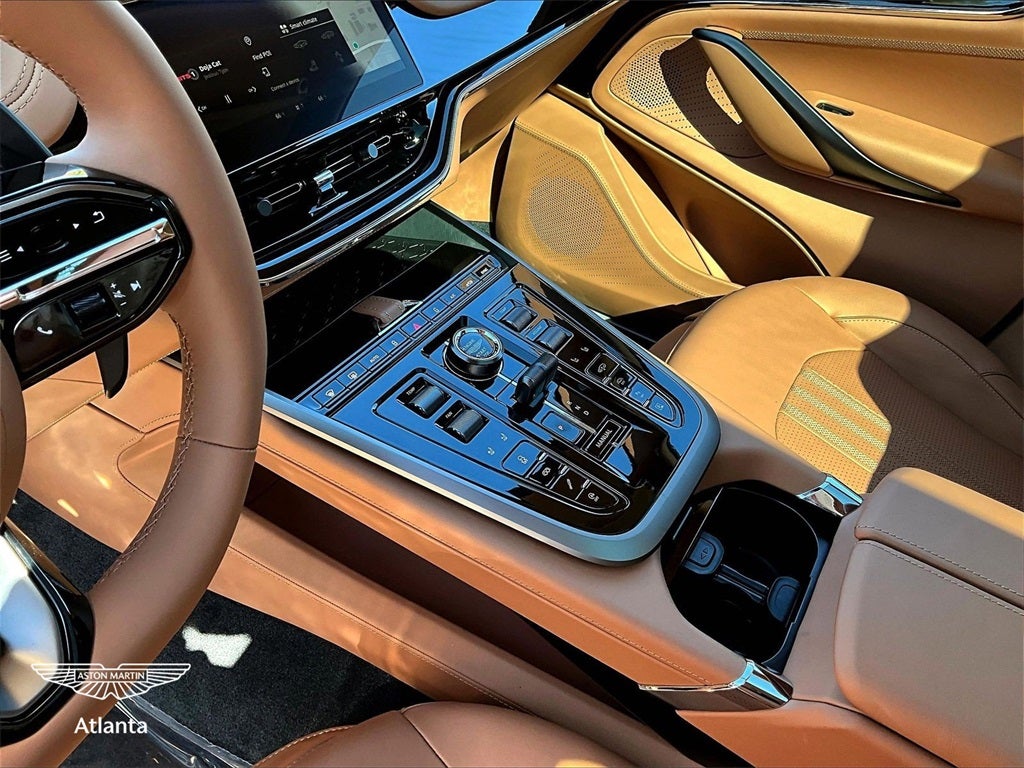 2026 Aston Martin DBX 707