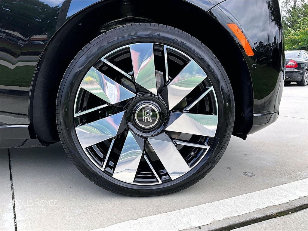 2027 Rolls-Royce Cullinan 