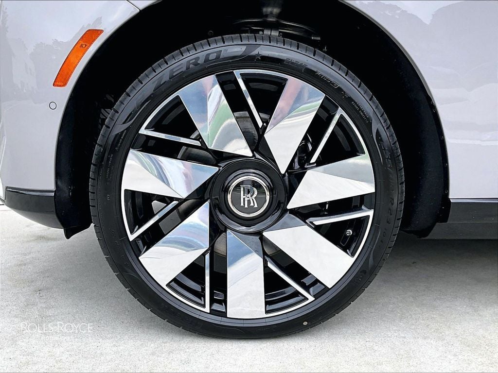 2027 Rolls-Royce Cullinan 
