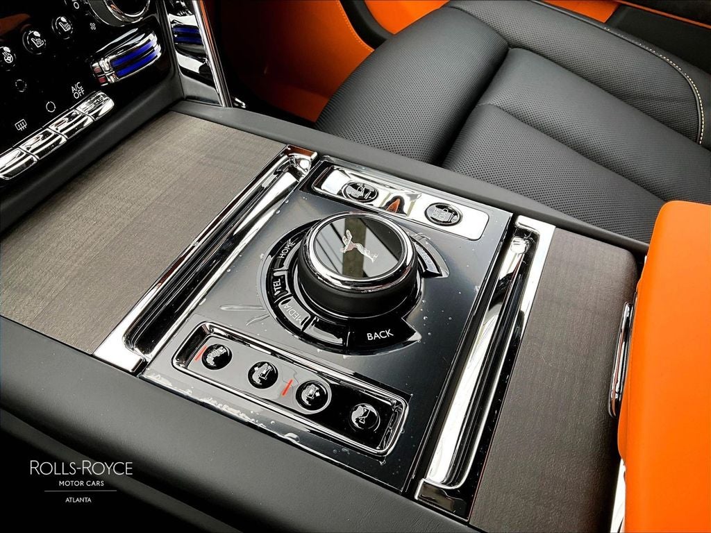 2027 Rolls-Royce Cullinan 