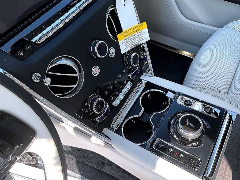 2027 Rolls-Royce Cullinan 