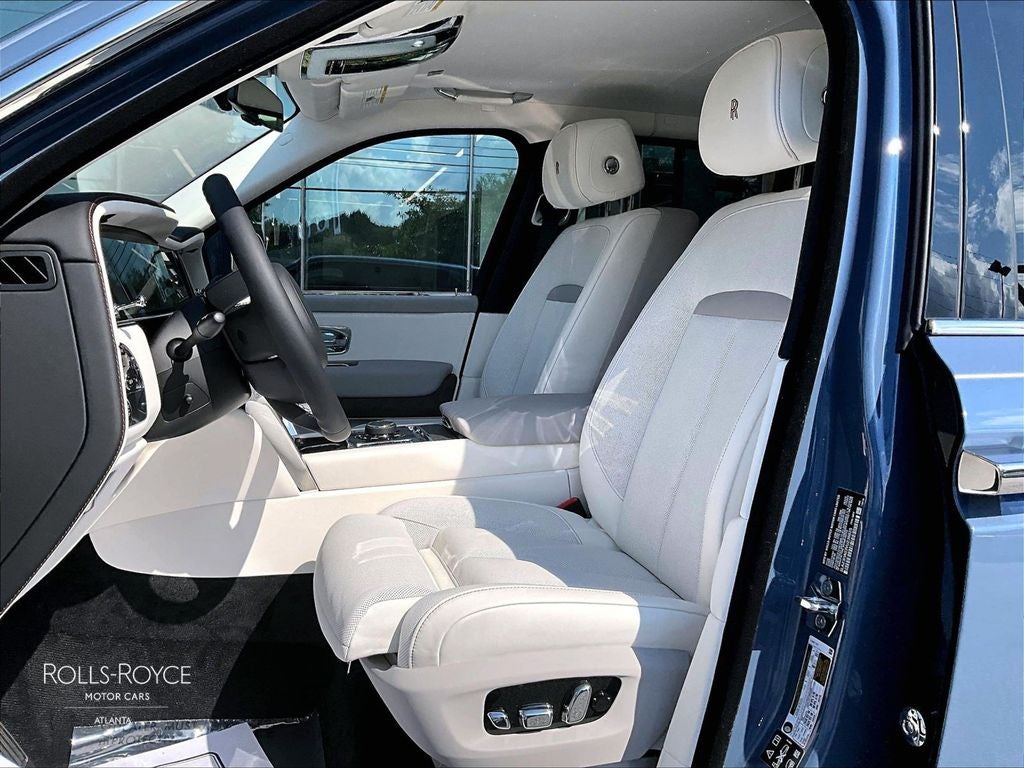 2027 Rolls-Royce Cullinan 