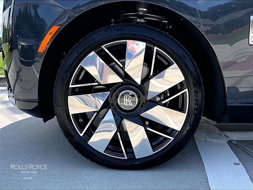 2027 Rolls-Royce Cullinan 
