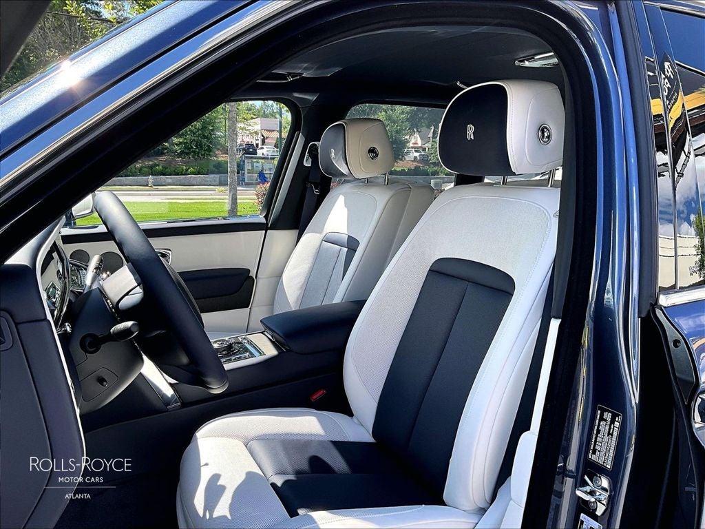2027 Rolls-Royce Cullinan 