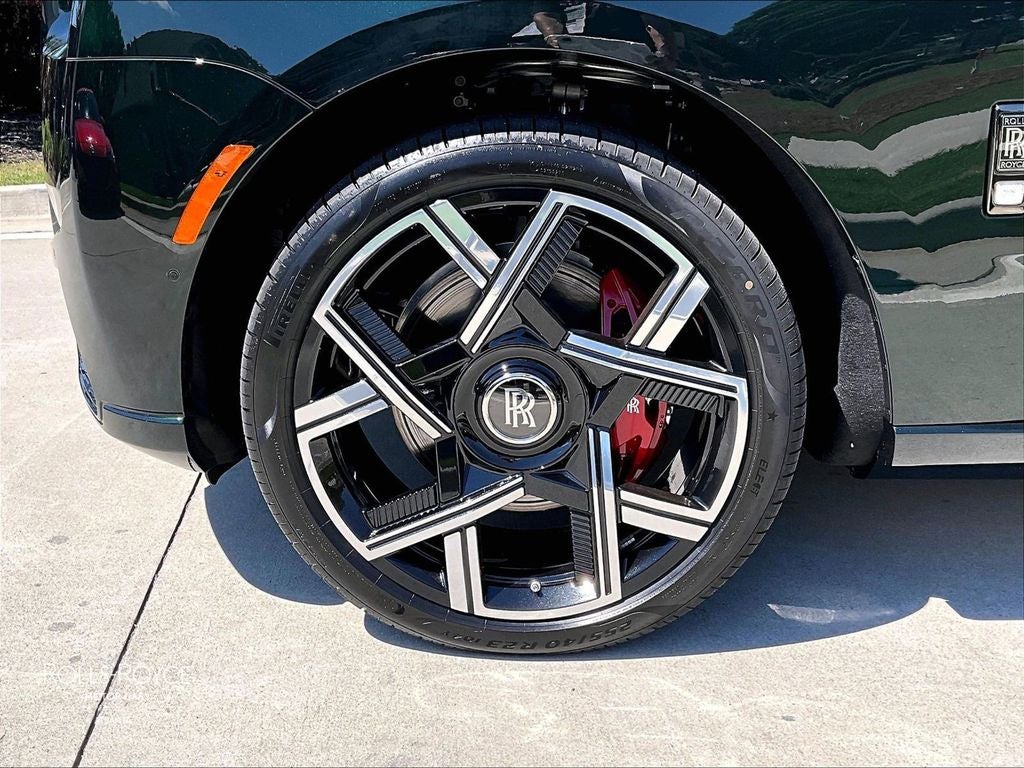 2027 Rolls-Royce Cullinan Black Badge
