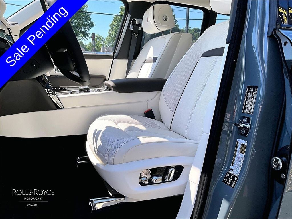 2027 Rolls-Royce Black Badge Cullinan 