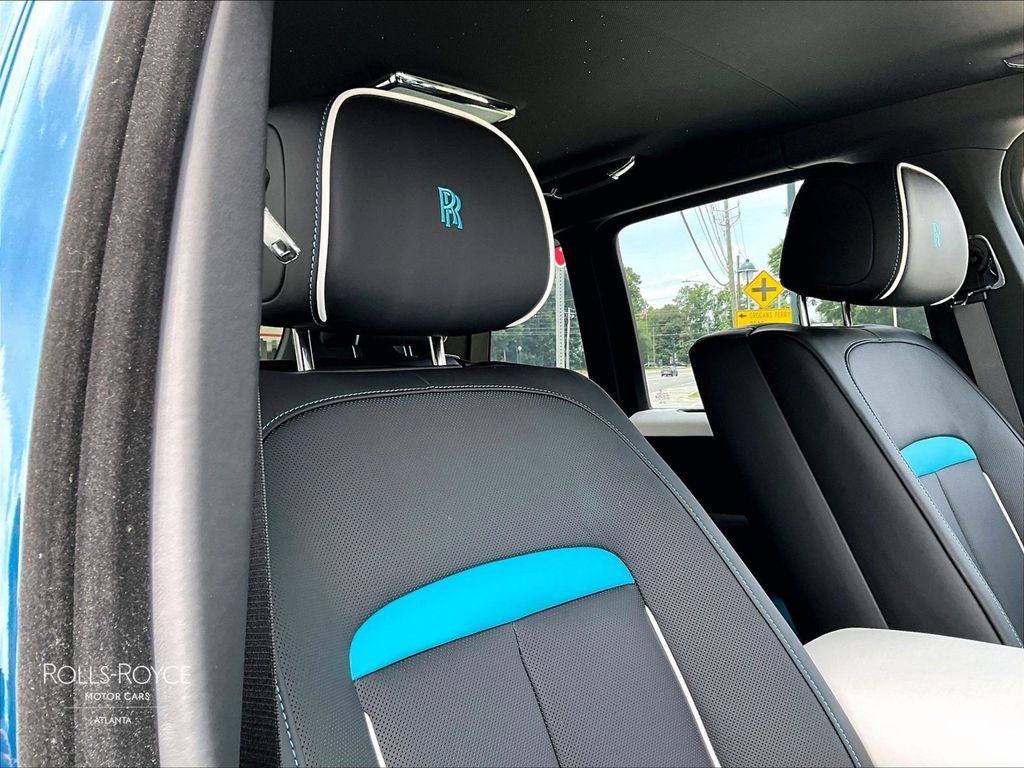2027 Rolls-Royce Black Badge Cullinan 