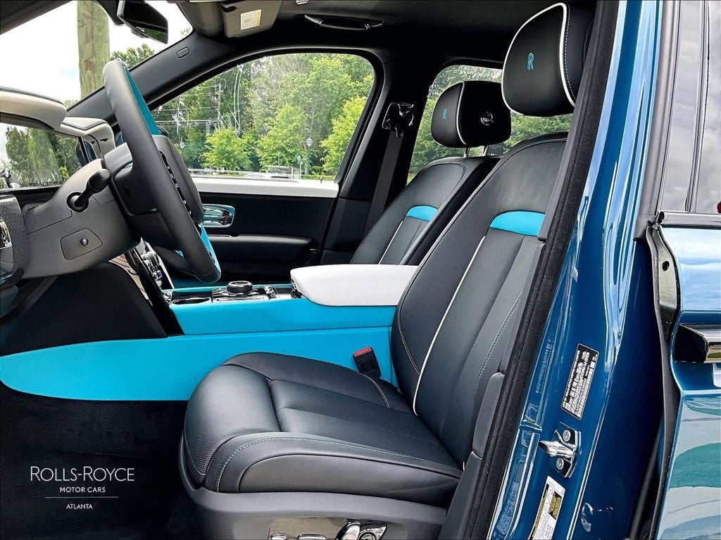 2027 Rolls-Royce Black Badge Cullinan 