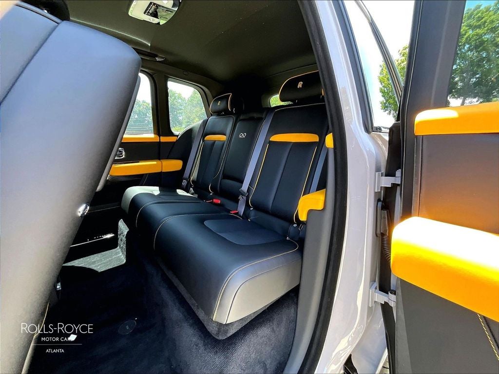 2027 Rolls-Royce Black Badge Cullinan 