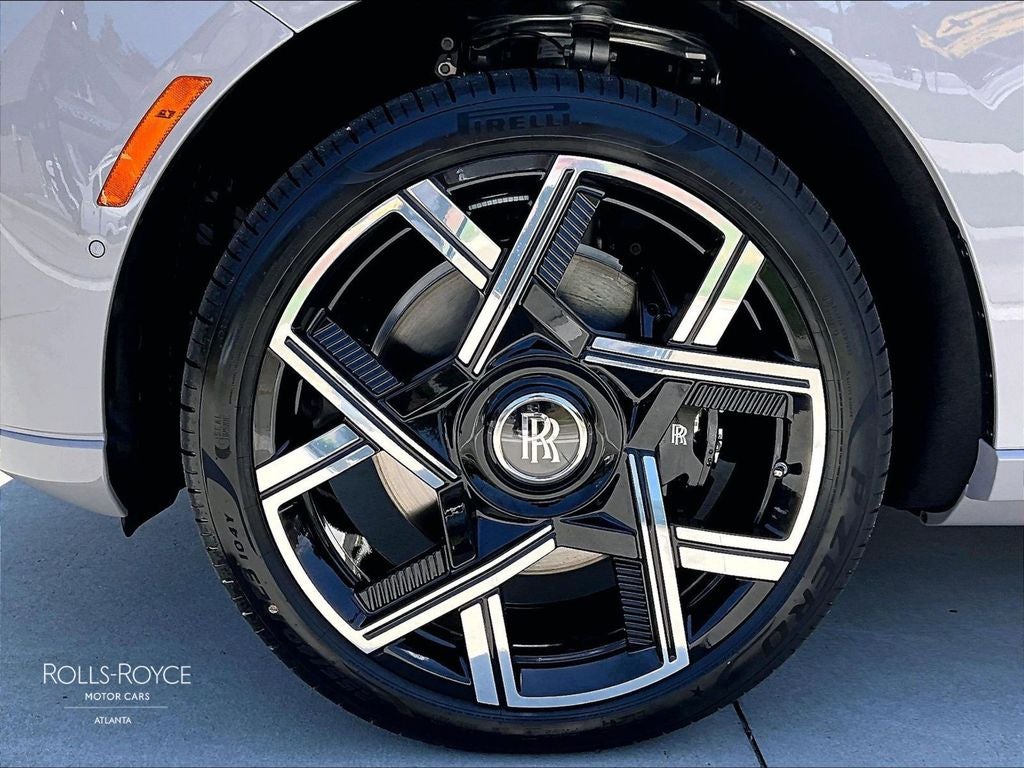 2027 Rolls-Royce Black Badge Cullinan 