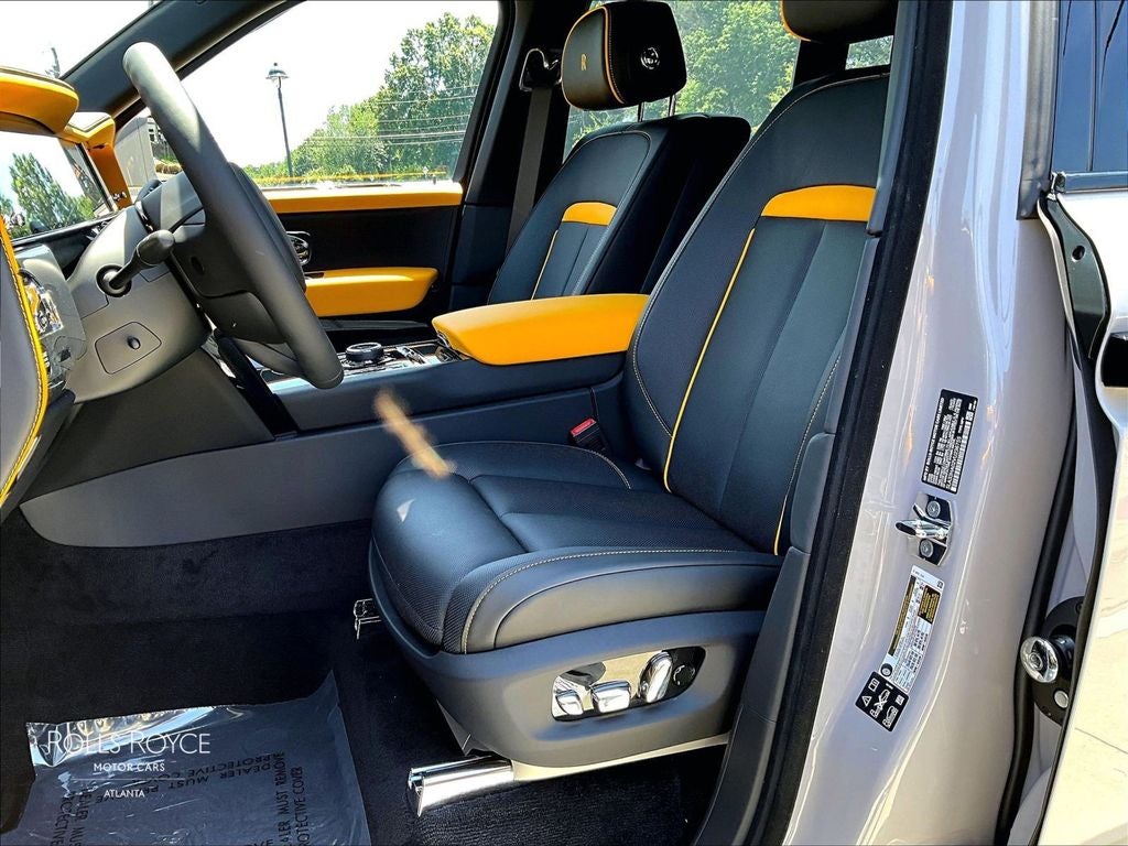 2027 Rolls-Royce Black Badge Cullinan 