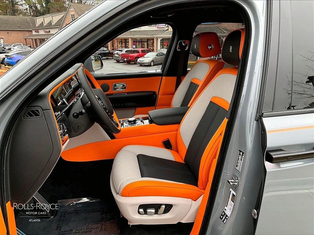 2026 Rolls-Royce Cullinan Black Badge