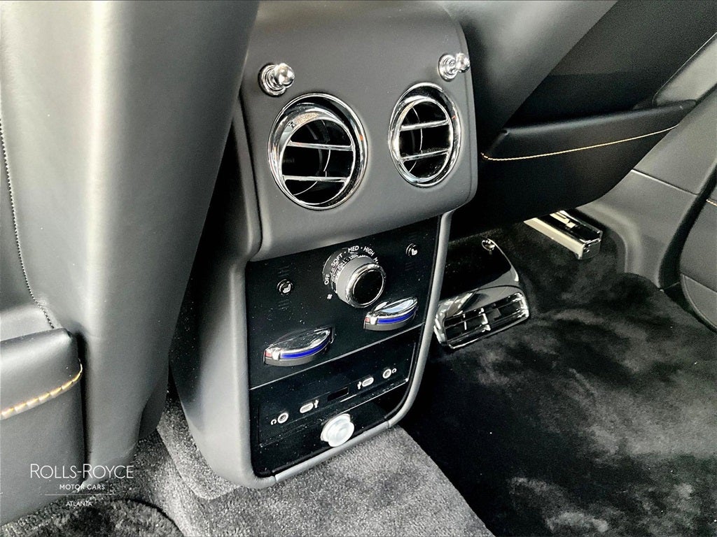 2025 Rolls-Royce Cullinan Black Badge