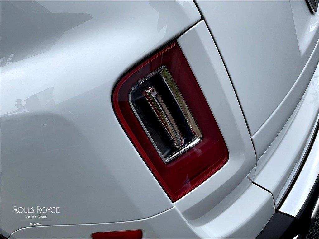 2022 Rolls-Royce Cullinan ...Shooting Star Headliner with Lounge Seating Con