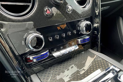 2022 Rolls-Royce Black Badge Cullinan ...Dark Exterior Spec!!