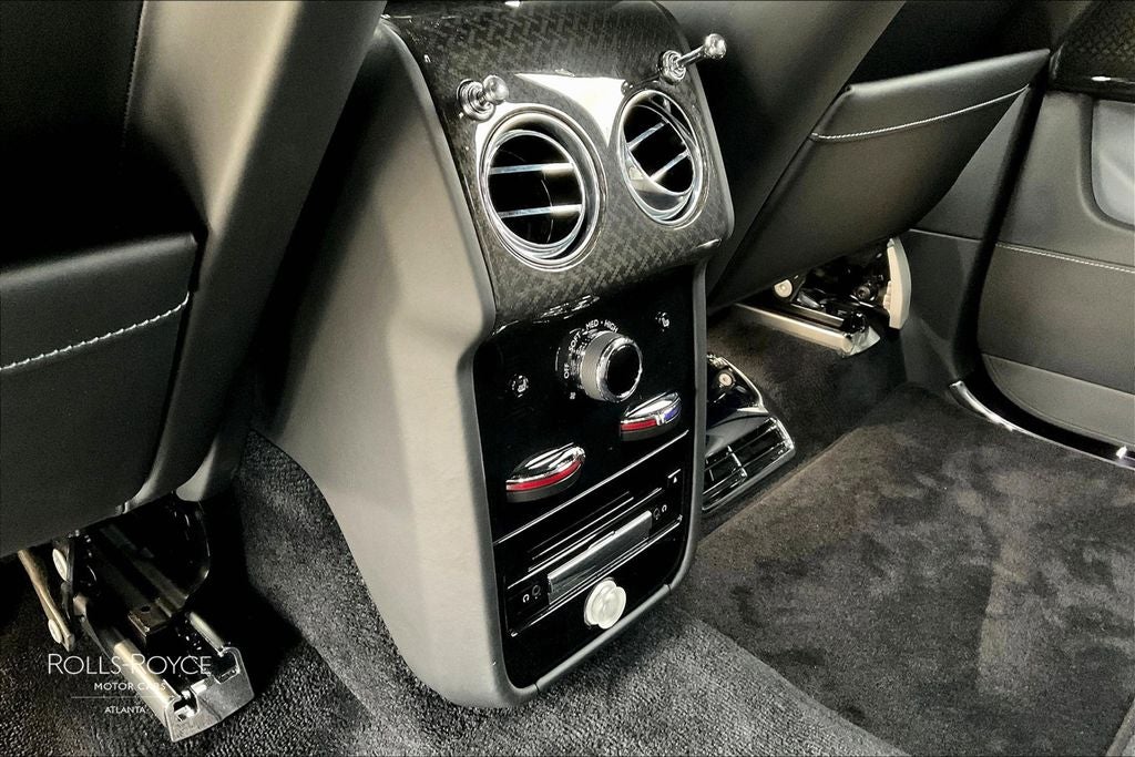 2022 Rolls-Royce Black Badge Cullinan ...Dark Exterior Spec!!